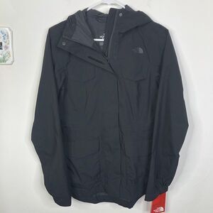 NEW The North Face WYNES Quad Pocket Black Outdoor Jacket Women's Size XS